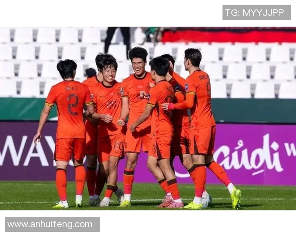 中国男足迎战日本男足期待逆袭全力争胜展现足球新风貌